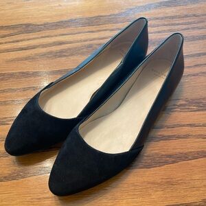 Elegant Black Suede Flats